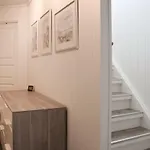 Casa de Férias Four-bedroom In Sondeled